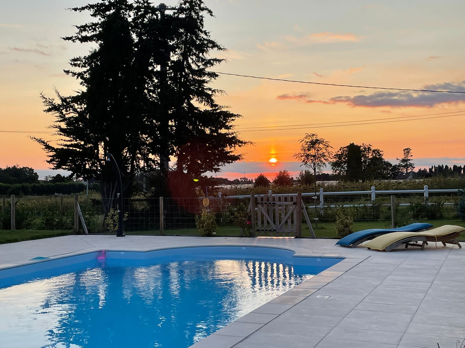 Private pool