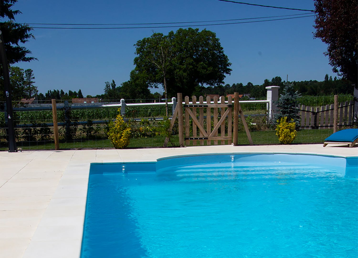 Private pool