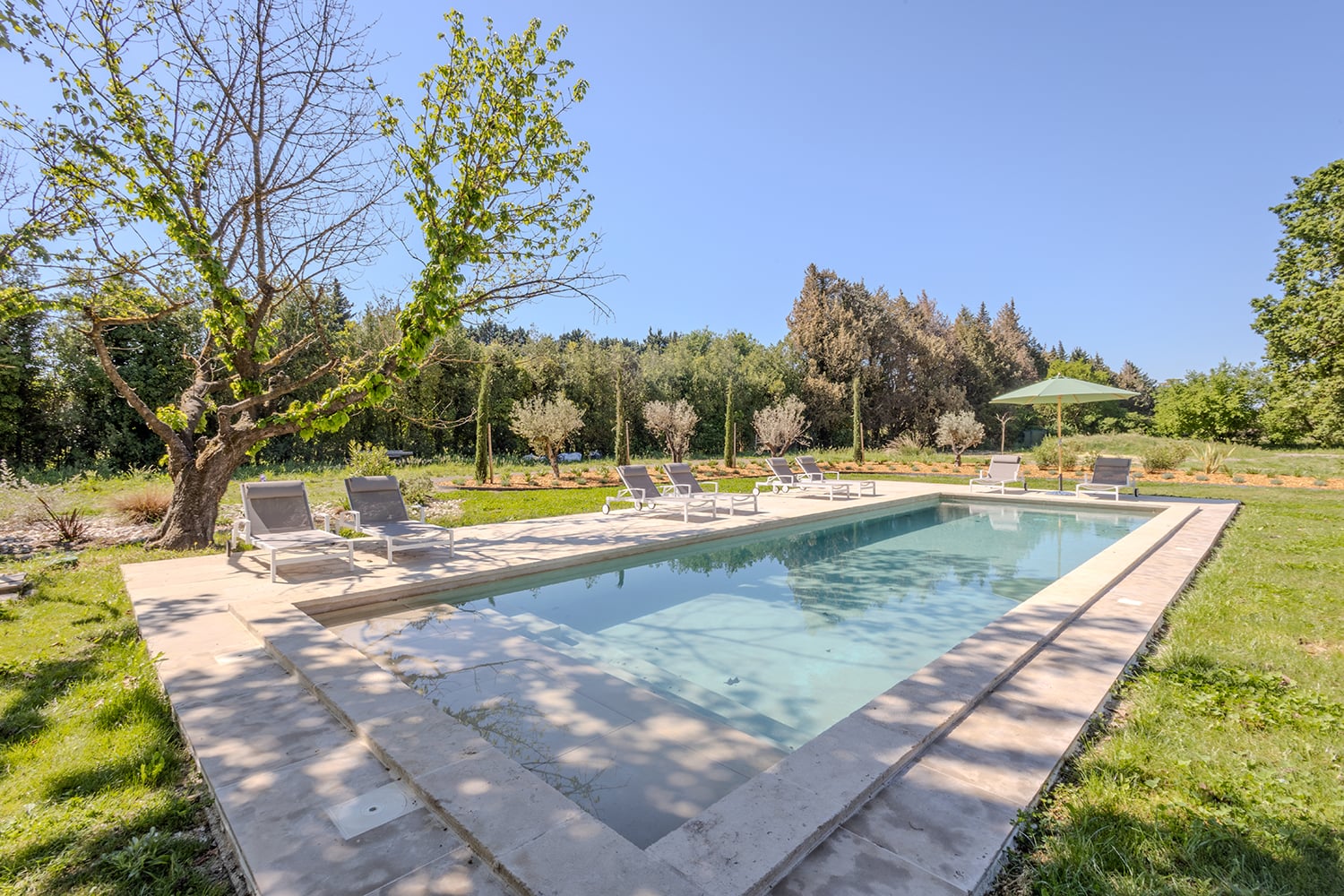 Private pool