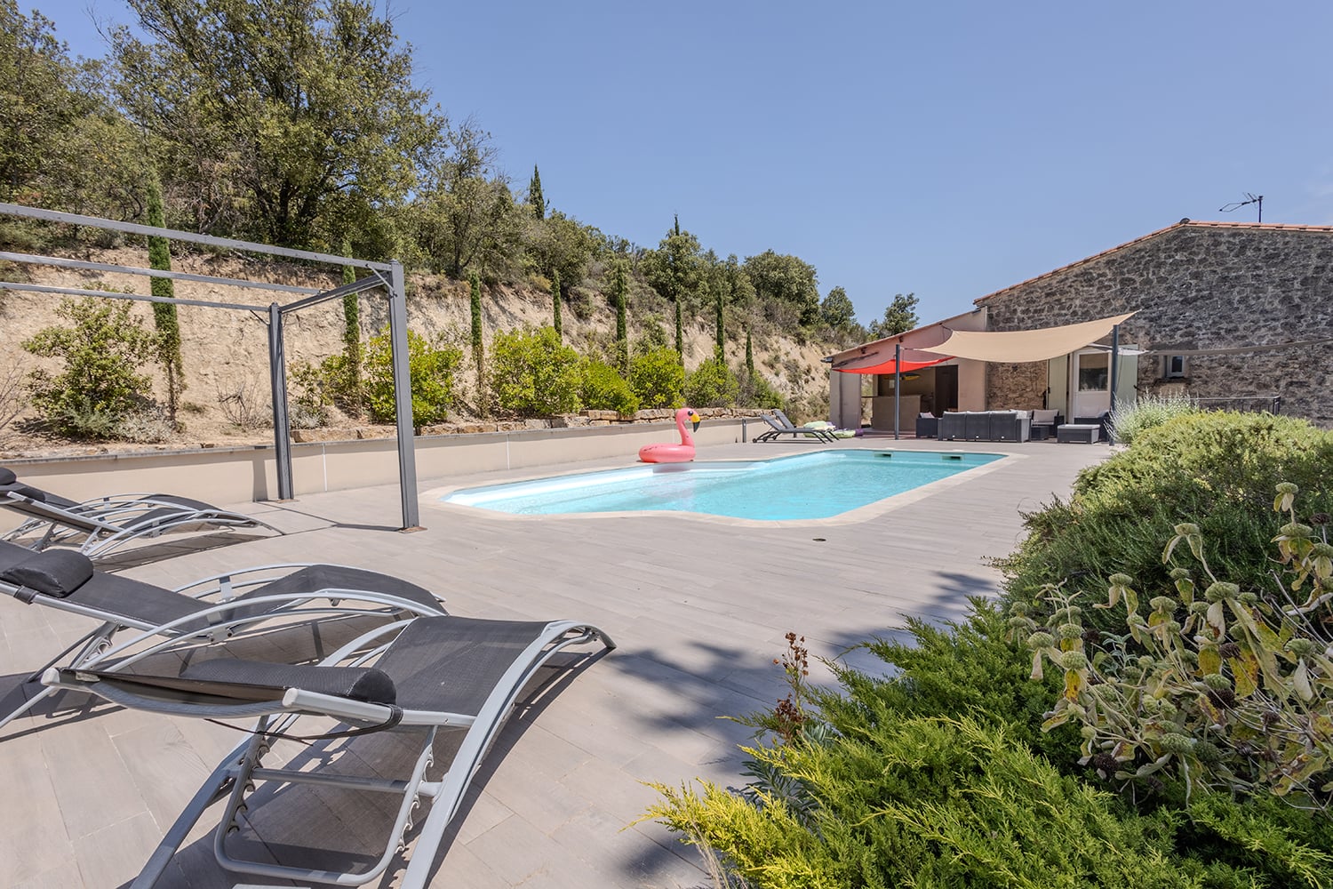 Private pool