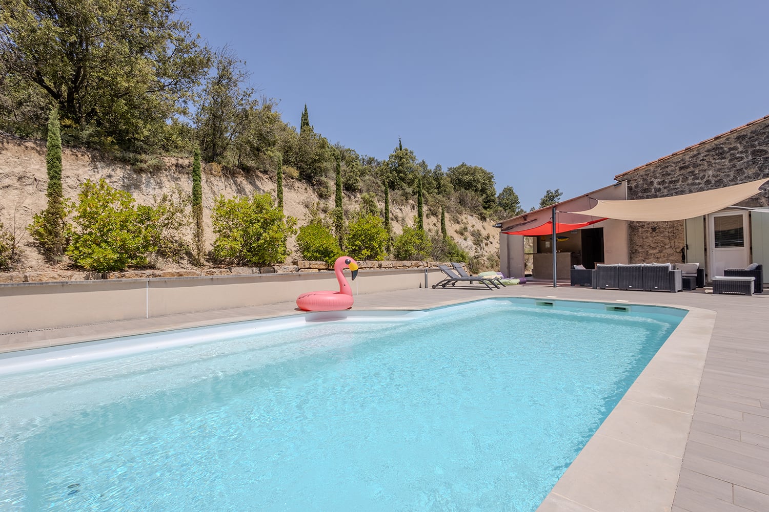 Private pool