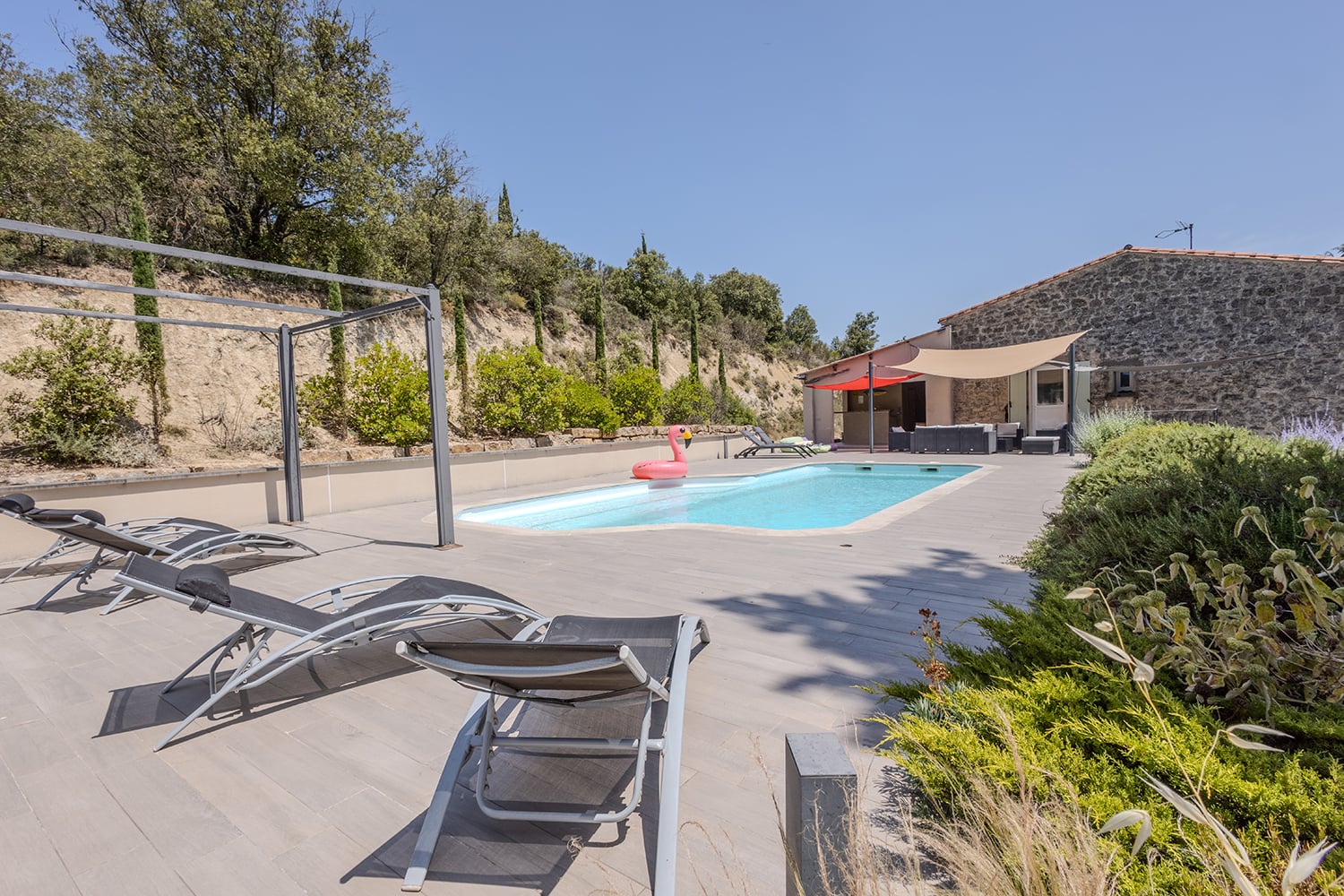 Private pool