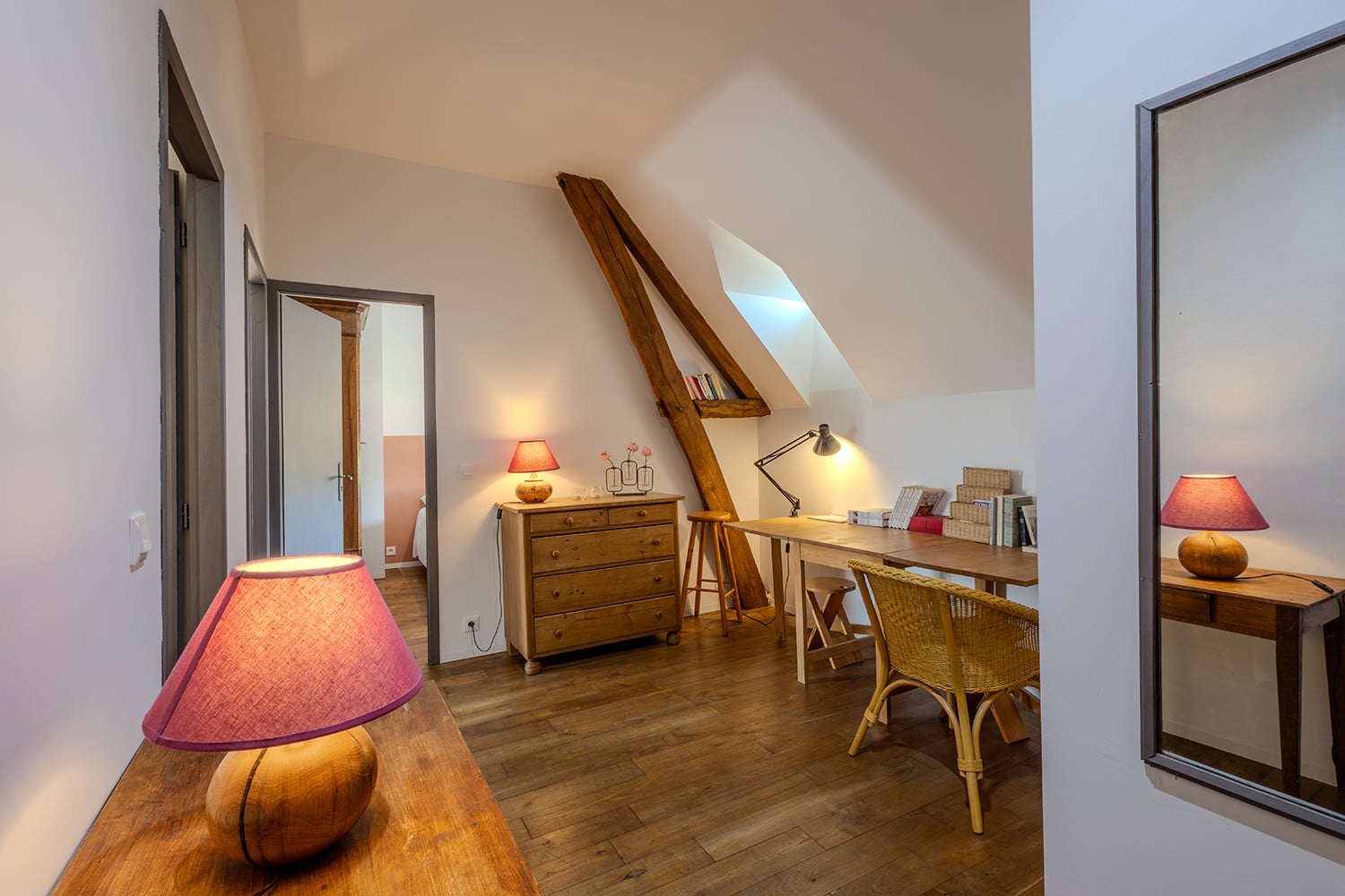 1st floor hallway | Holiday home in Nouvelle-Aquitaine