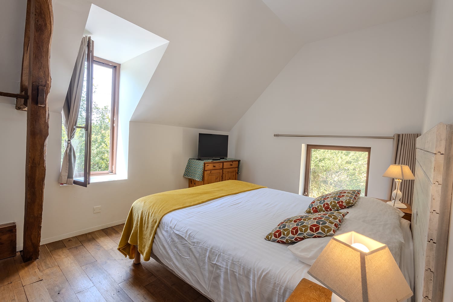 Bedroom | Holiday home in Nouvelle-Aquitaine