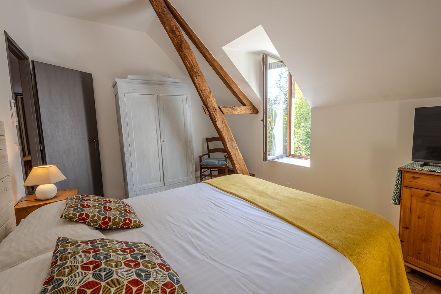 Bedroom | Holiday home in Nouvelle-Aquitaine