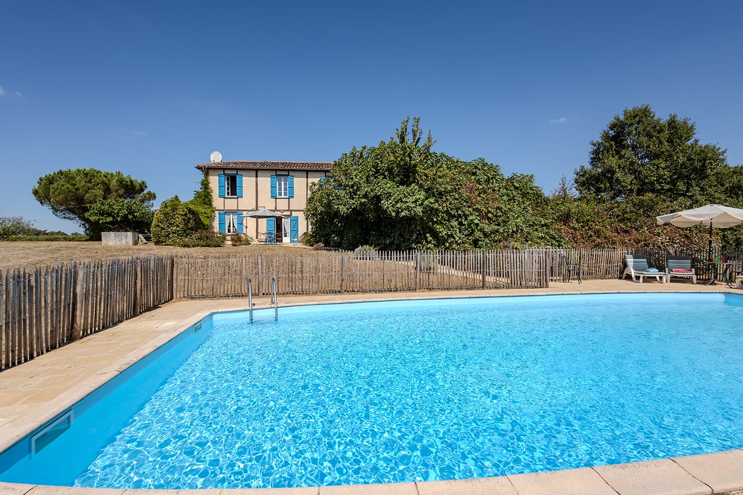 Holiday home in the Gers with private pool