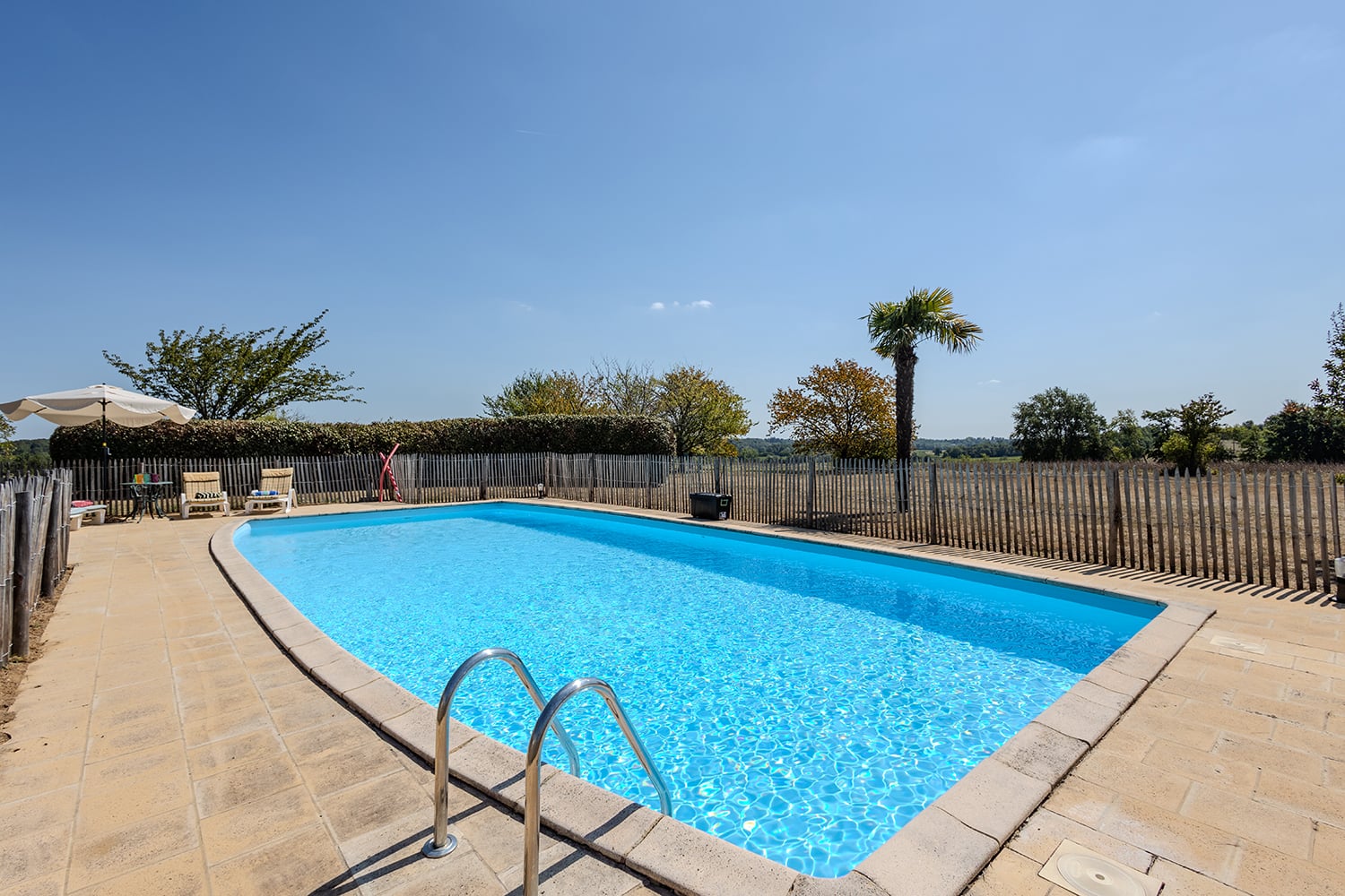 Private pool