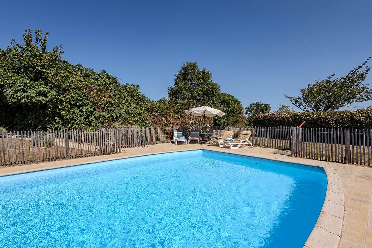Private pool
