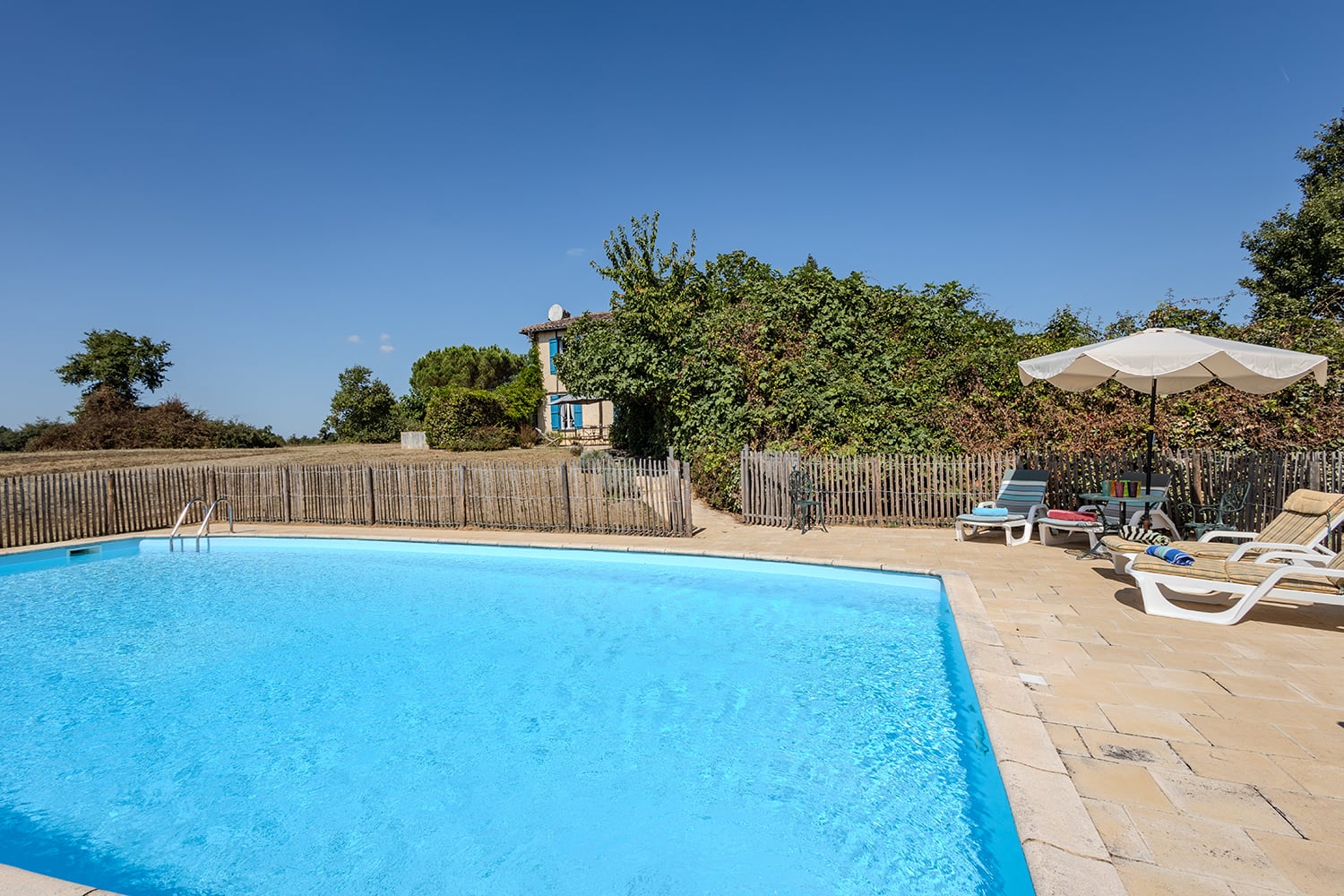 Private pool