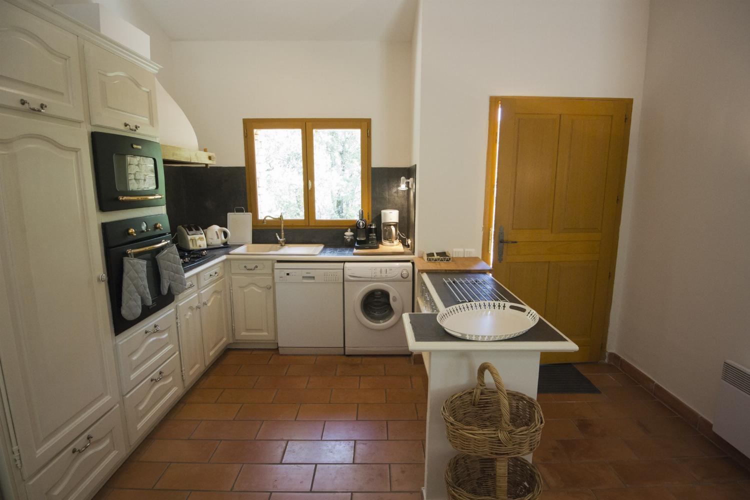 Kitchen | Holiday home in Provence