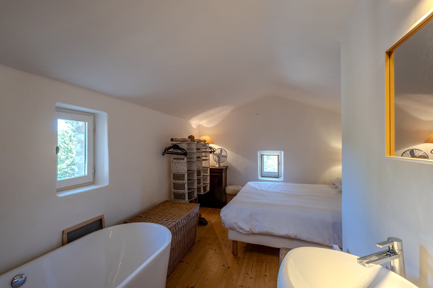 Bedroom | Holiday cottage in Gard
