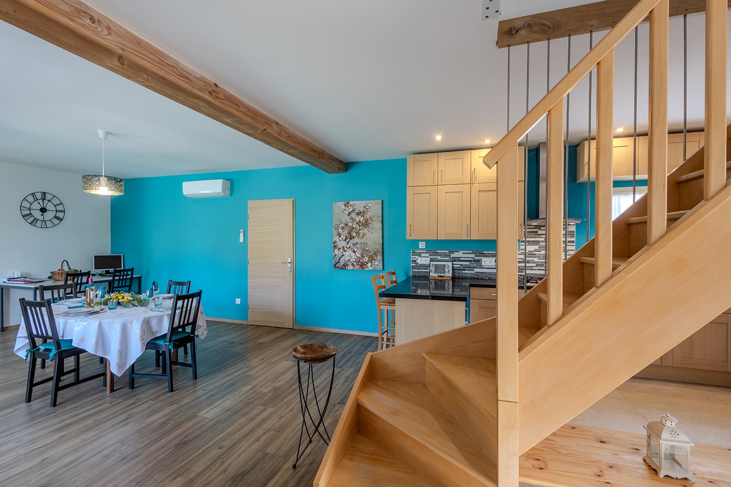 Dining room | Holiday home in Fleury