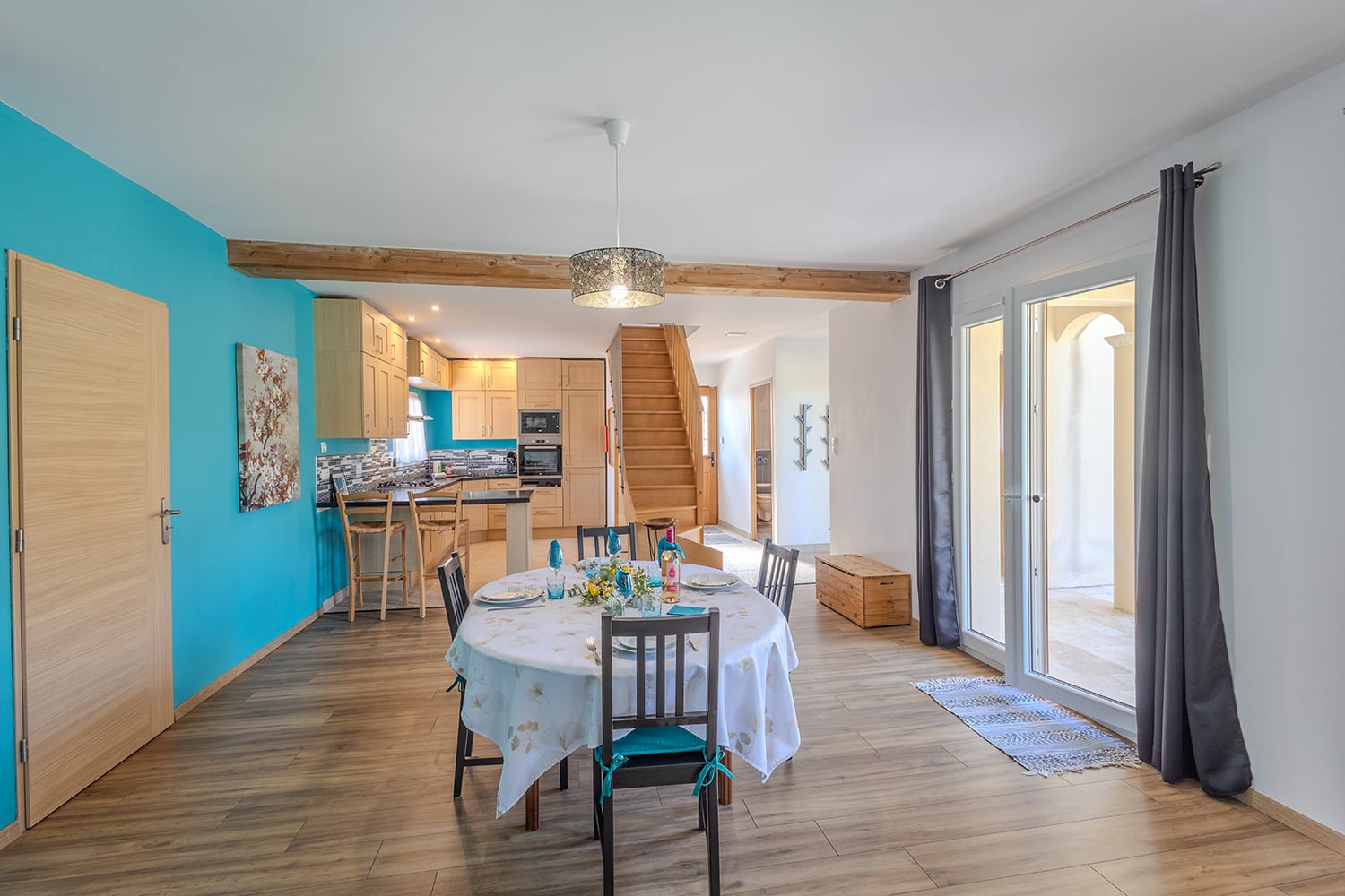 Dining room | Holiday home in Fleury