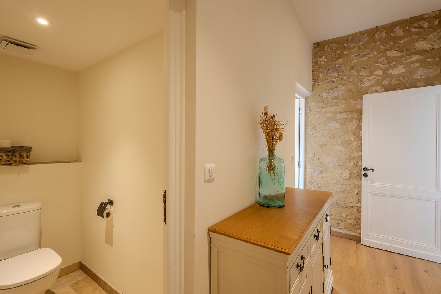 1st floor hallway | Duplex 1st floor hallway | Duplex