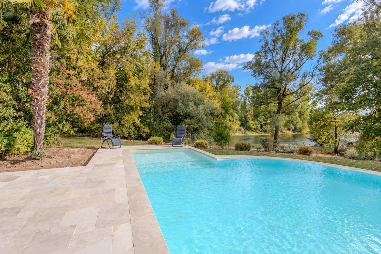Private heated infinity pool Private heated infinity pool