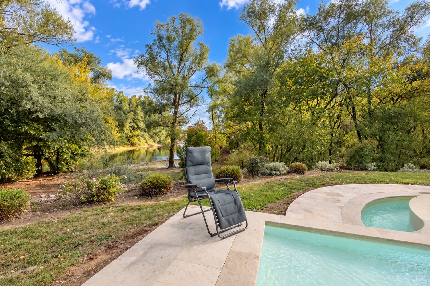 Private heated infinity pool Private heated infinity pool