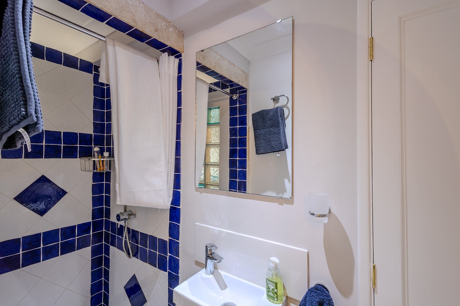Bathroom | Holiday villa in Seillans Bathroom | Holiday villa in Seillans