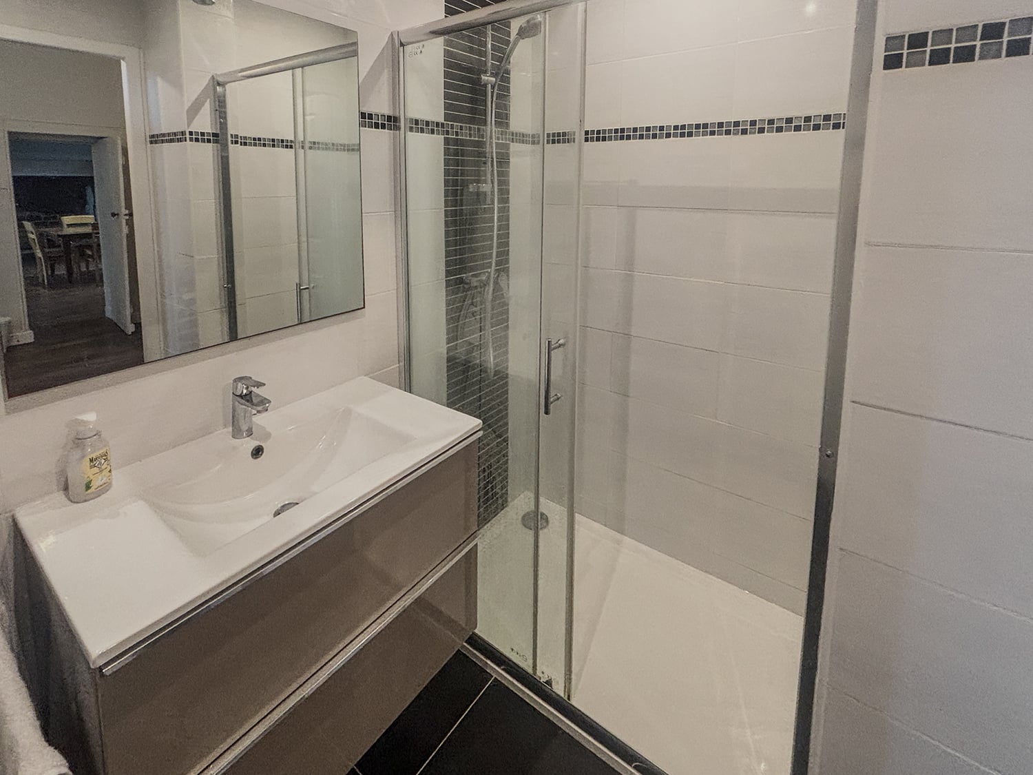 Bathroom | Holiday country home in Ambérac Bathroom | Holiday country home in Ambérac