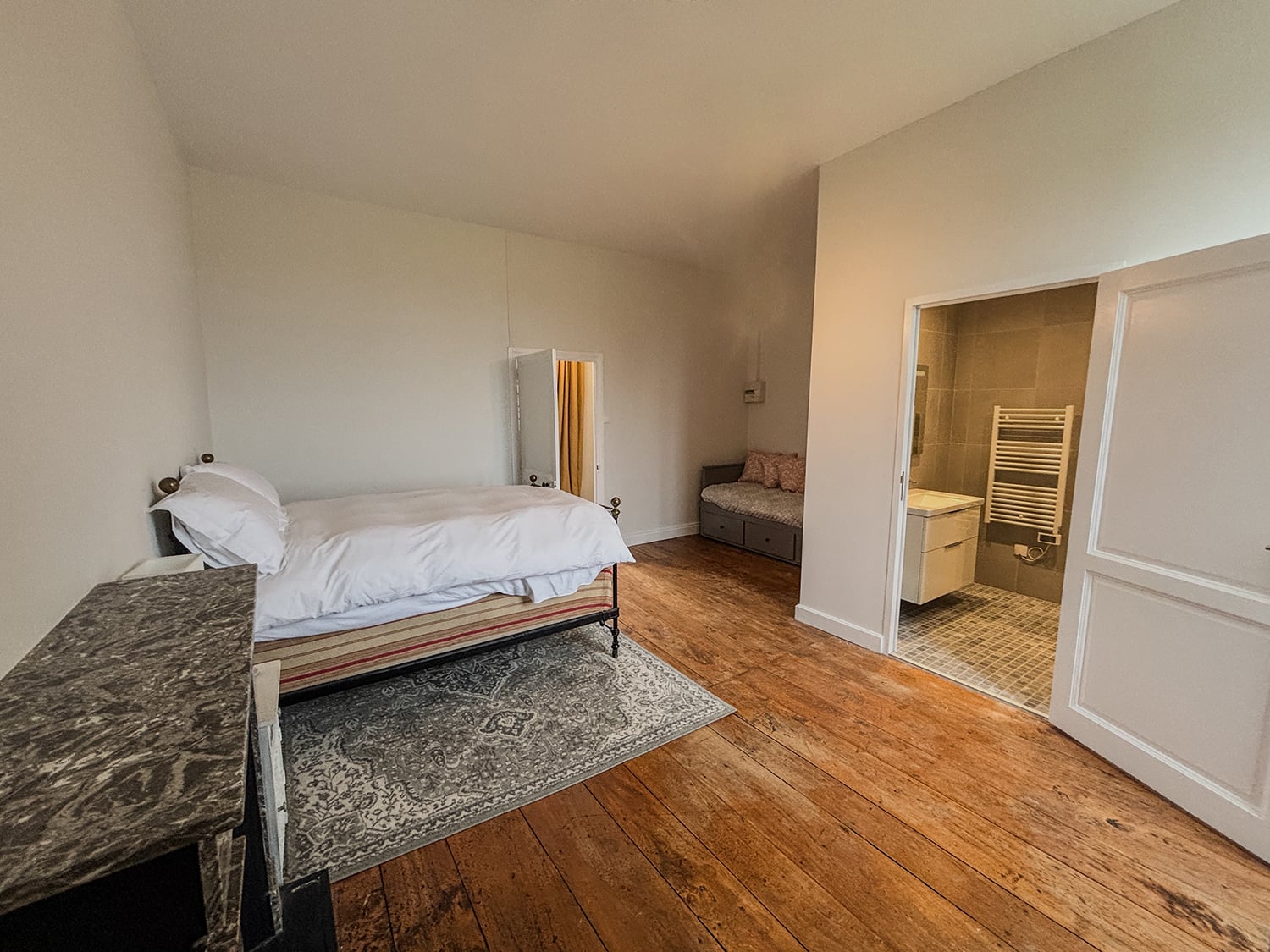 Bedroom | Holiday country home in Ambérac Bedroom | Holiday country home in Ambérac