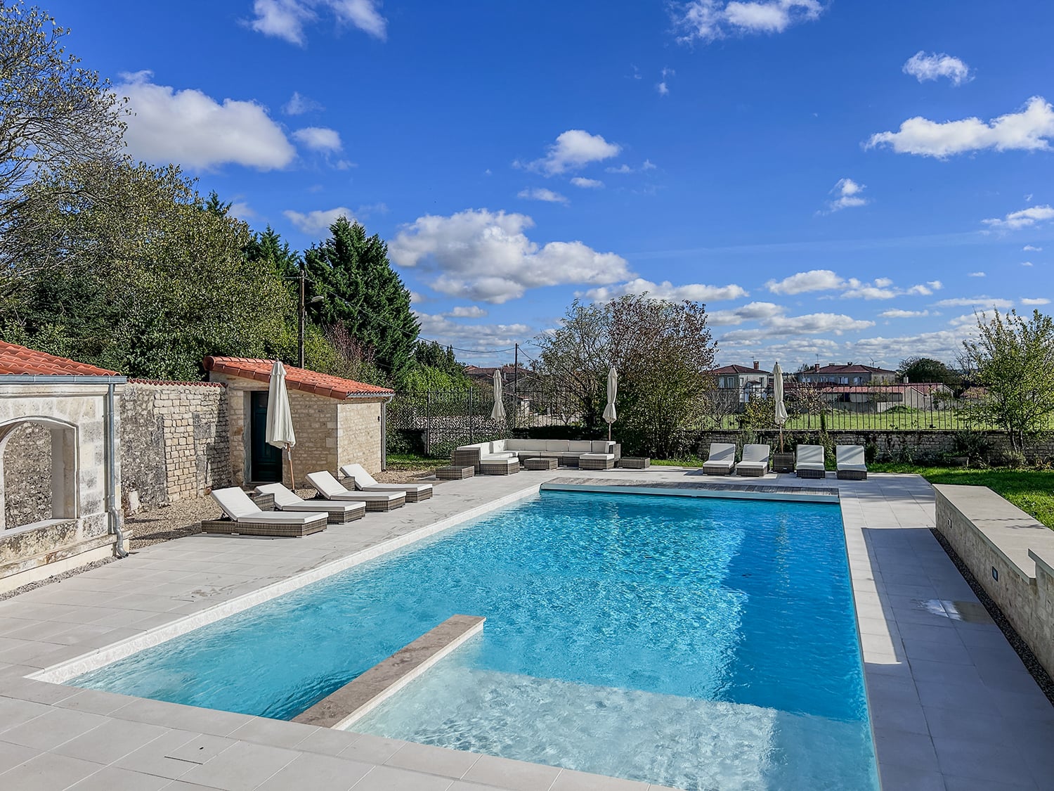 Piscine privée | Maison de vacances à Ambérac