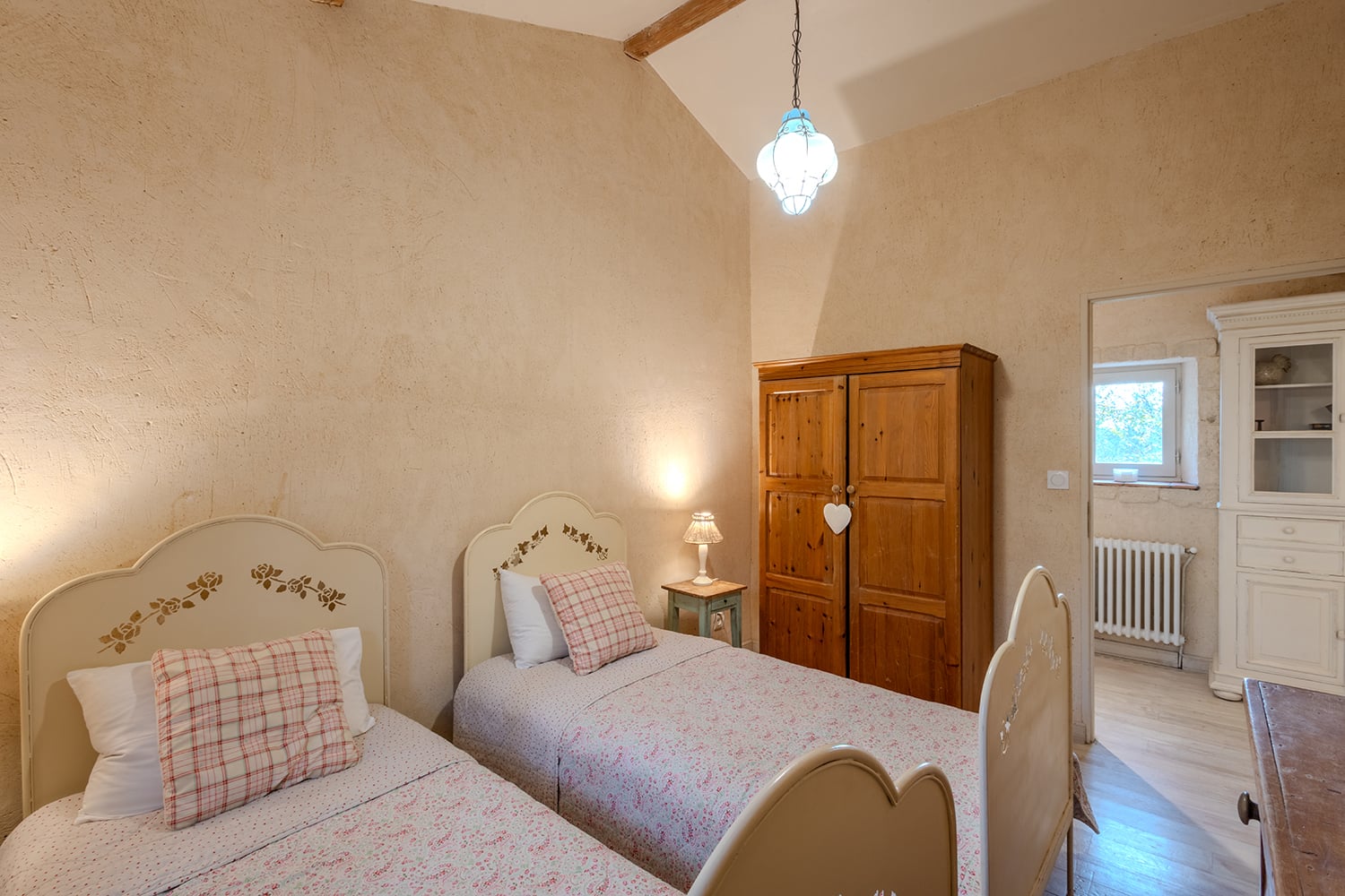 Bedroom | Holiday home in Nouvelle-Aquitaine