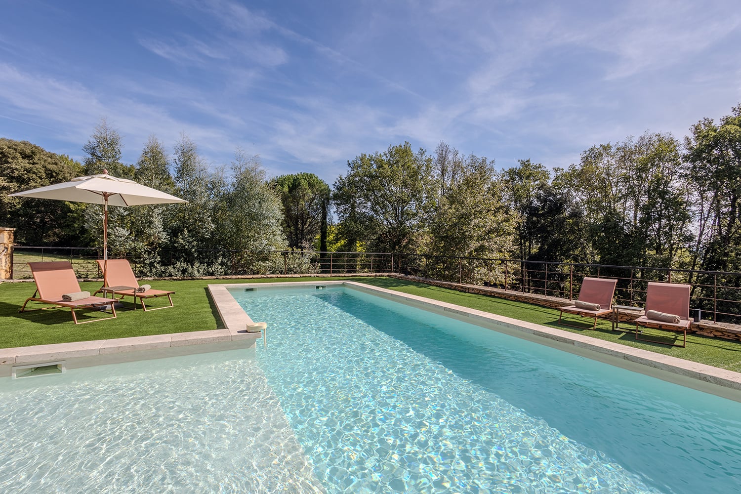 Private pool Private pool