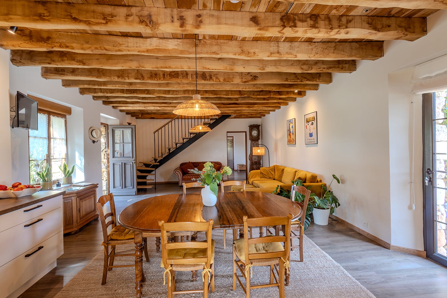 Dining room | Holiday home in Nouvelle-Aquitaine Dining room | Holiday home in Nouvelle-Aquitaine