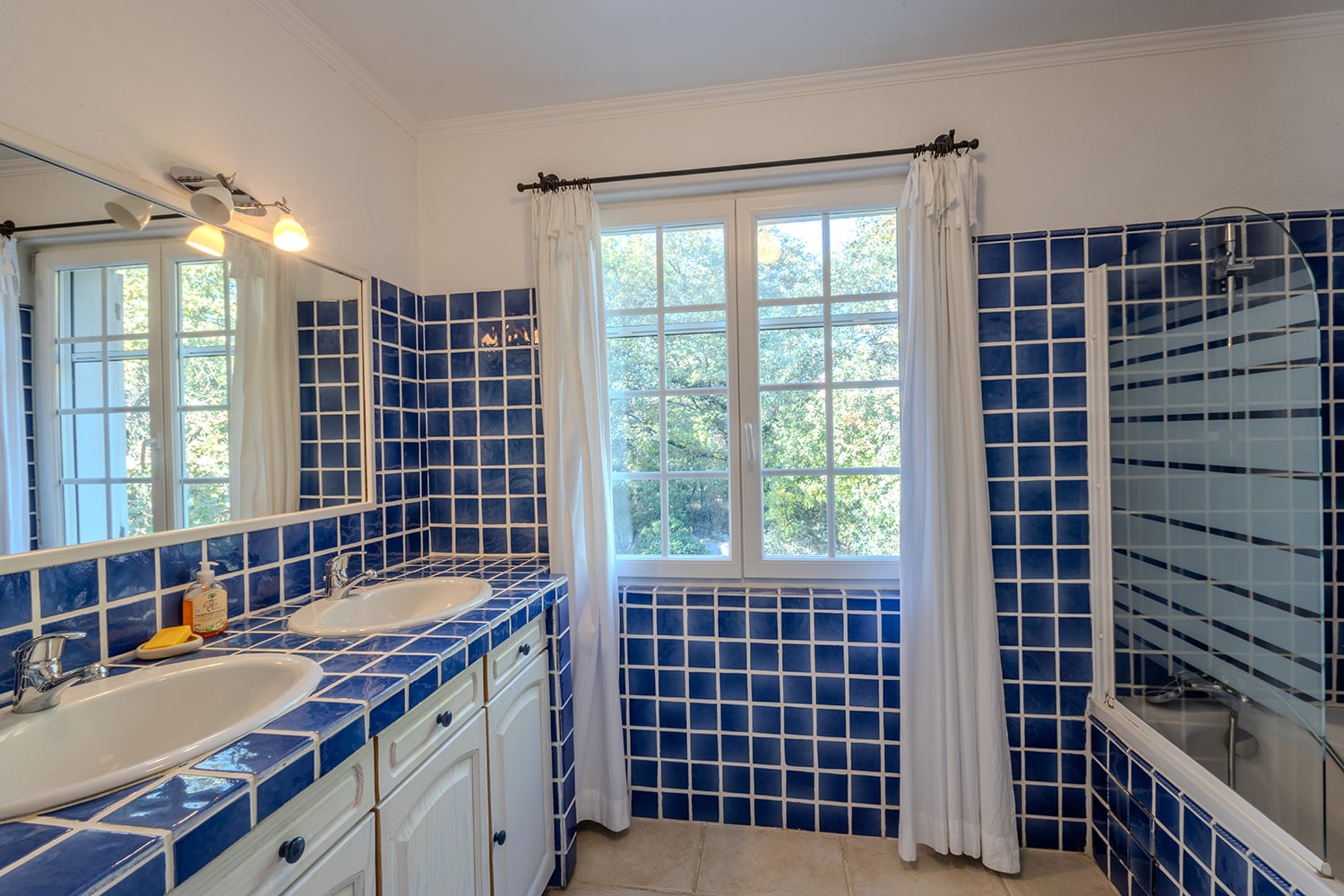 Bathroom | Holiday villa in Provence Bathroom | Holiday villa in Provence