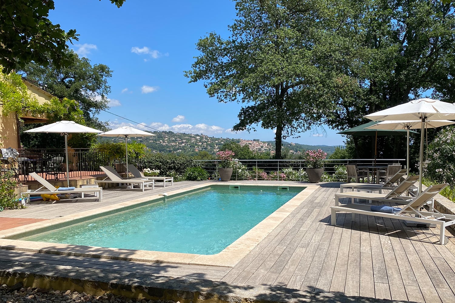 Private pool Private pool