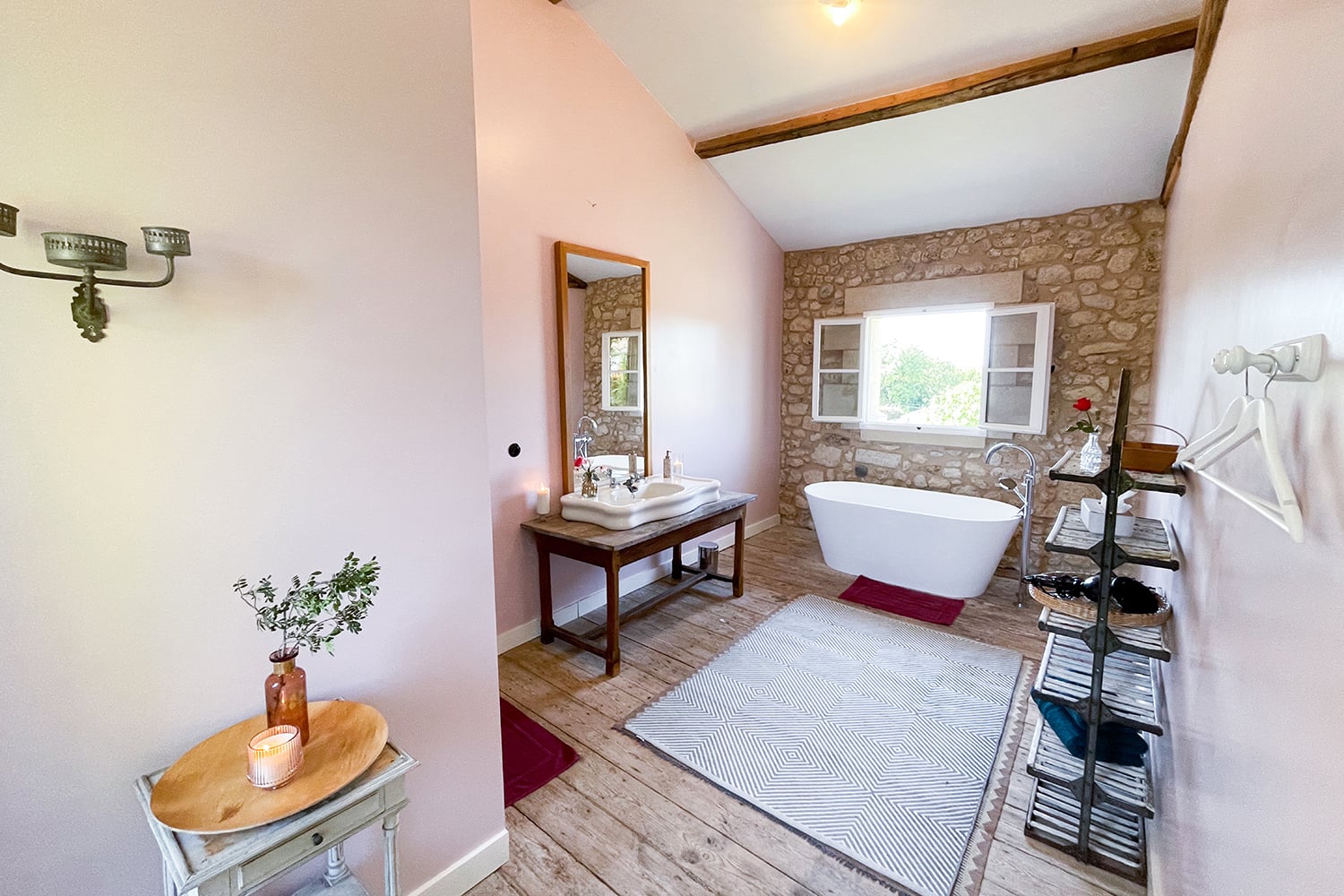 Bedroom | Holiday home in Nouvelle-Aquitaine