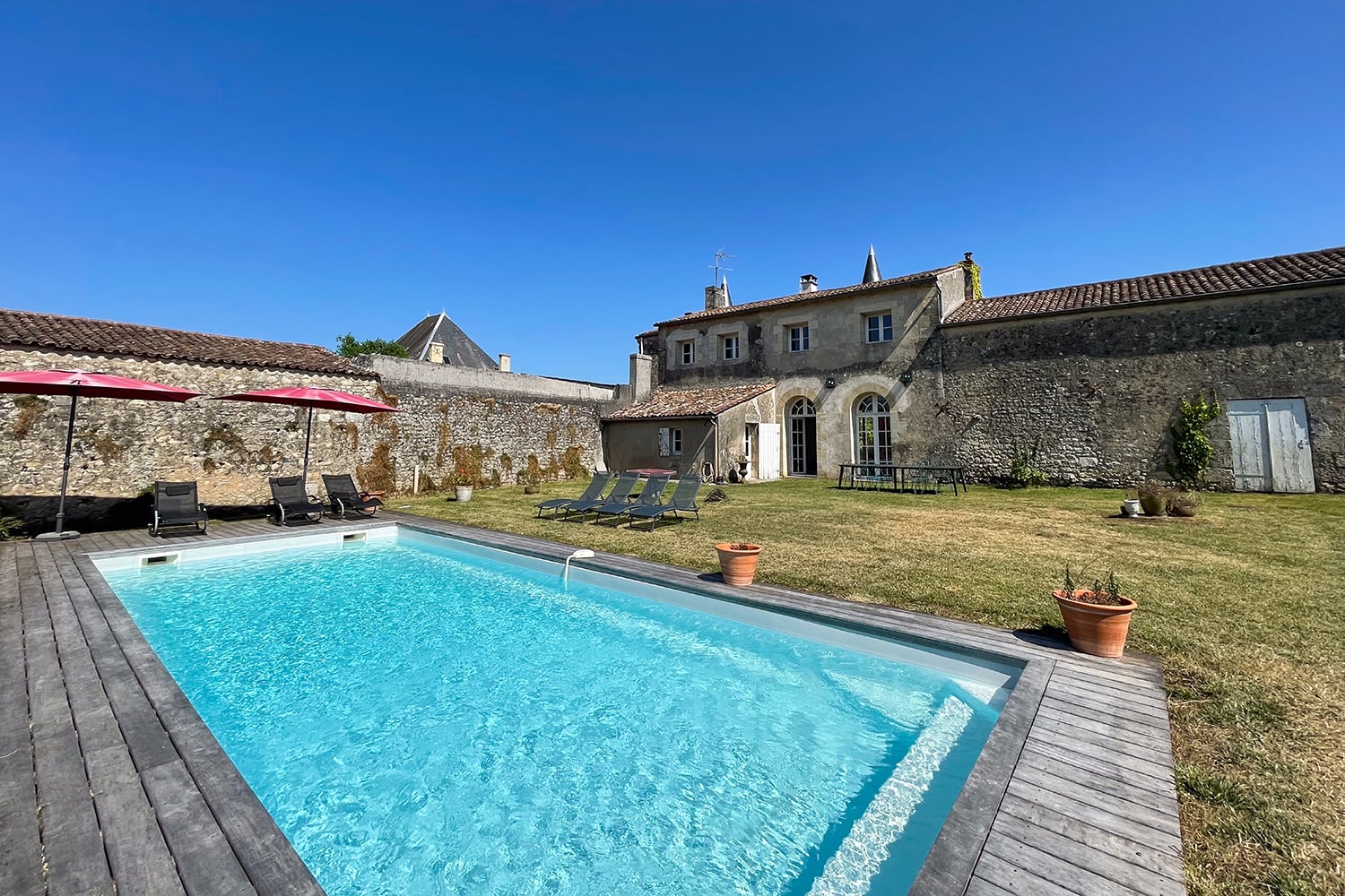 Holiday home in Nouvelle-Aquitaine with private pool