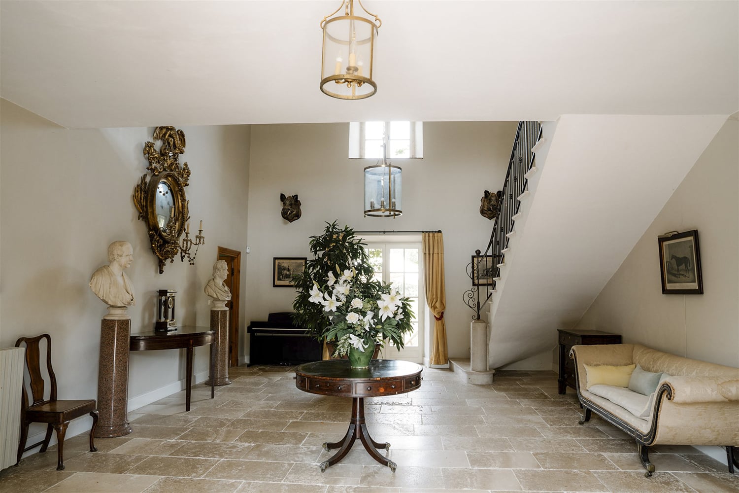Hallway | Holiday home in South of France