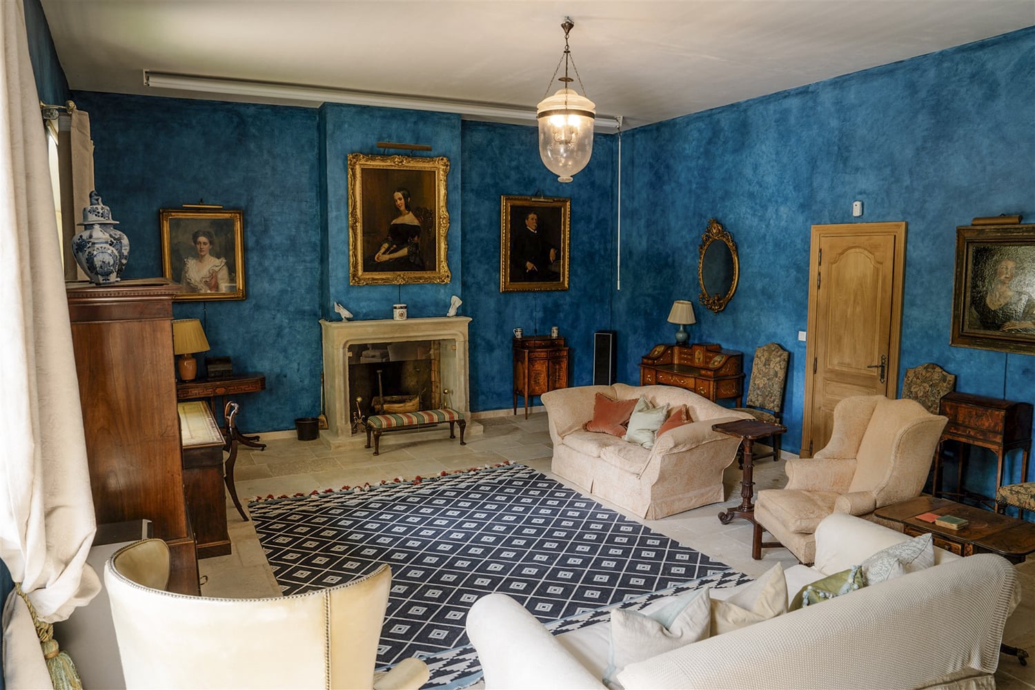 Sitting room | Holiday home in South of France