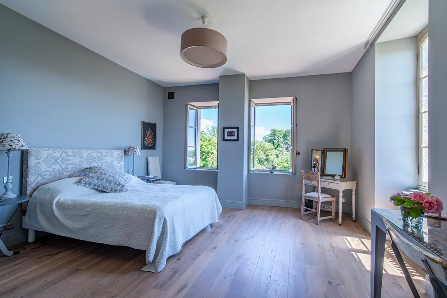 Bedroom | Holiday rental château in the Gers