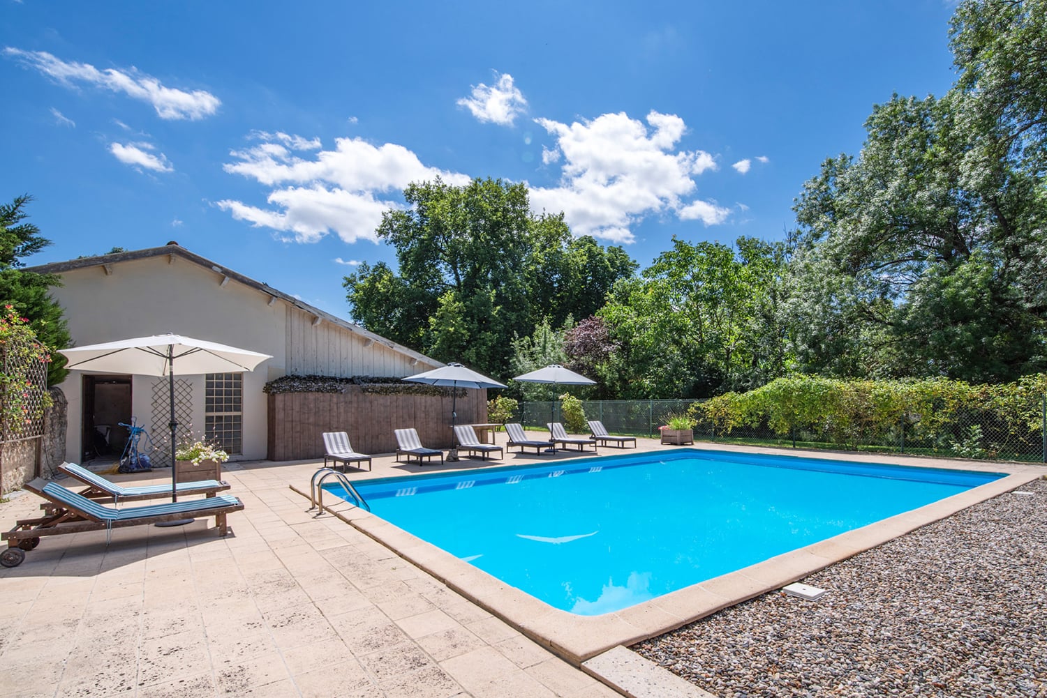 Private pool