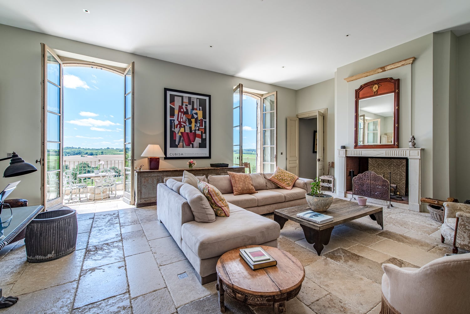 Sitting room | Holiday château in Montréal