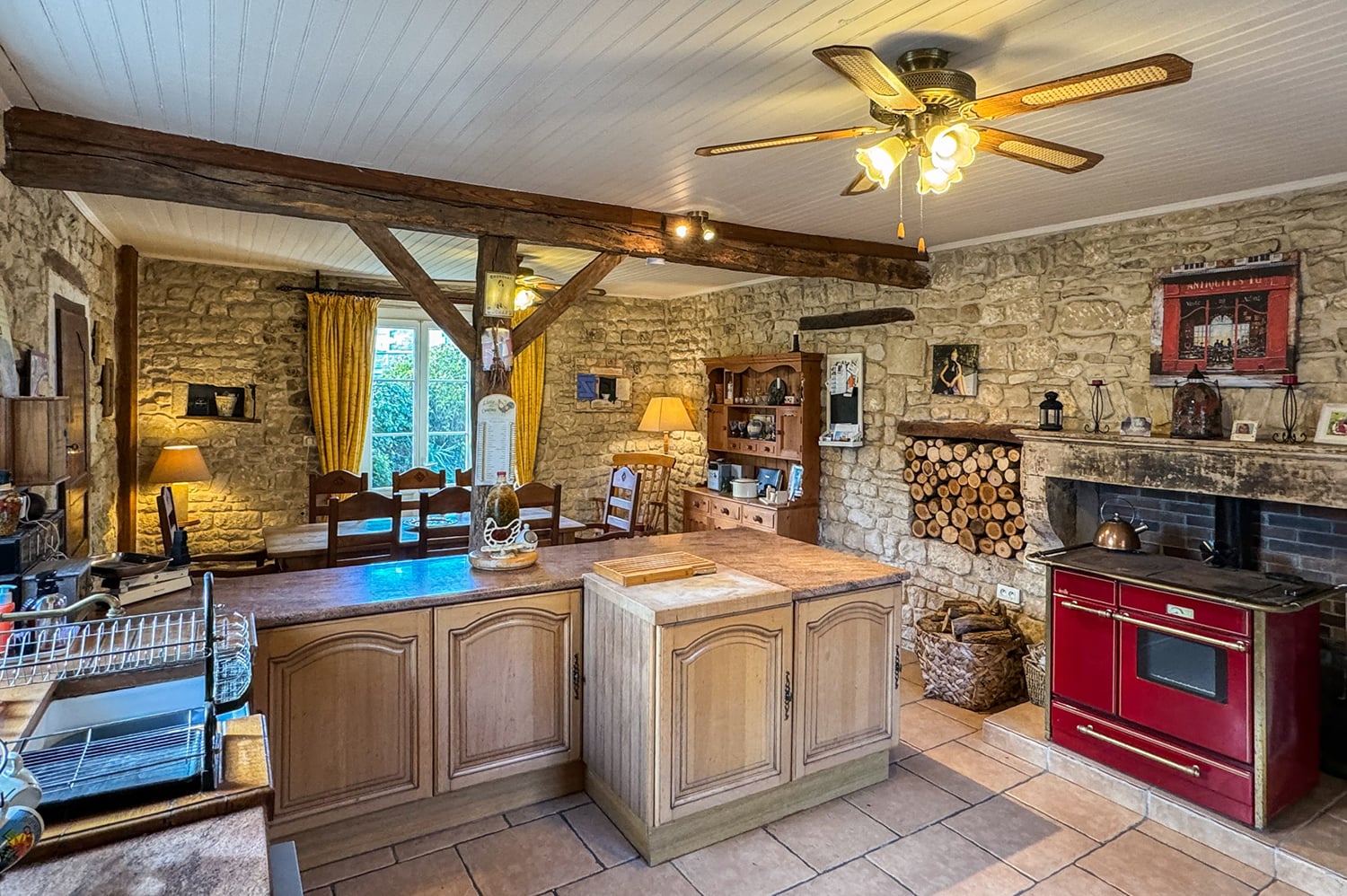 Kitchen | Holiday home in Nouvelle-Aquitaine Kitchen | Holiday home in Nouvelle-Aquitaine