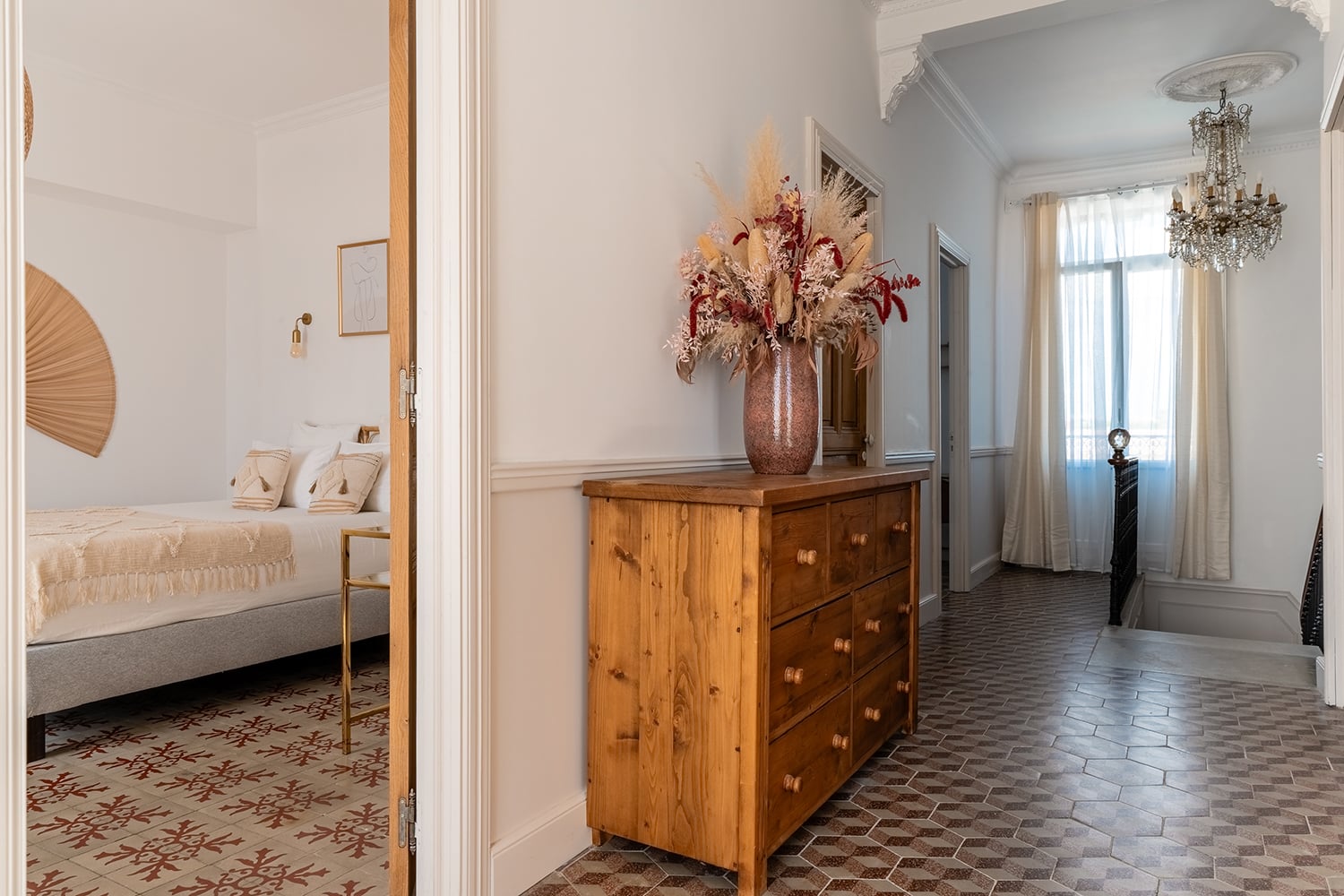 Hallway | Holiday home in Occitanie
