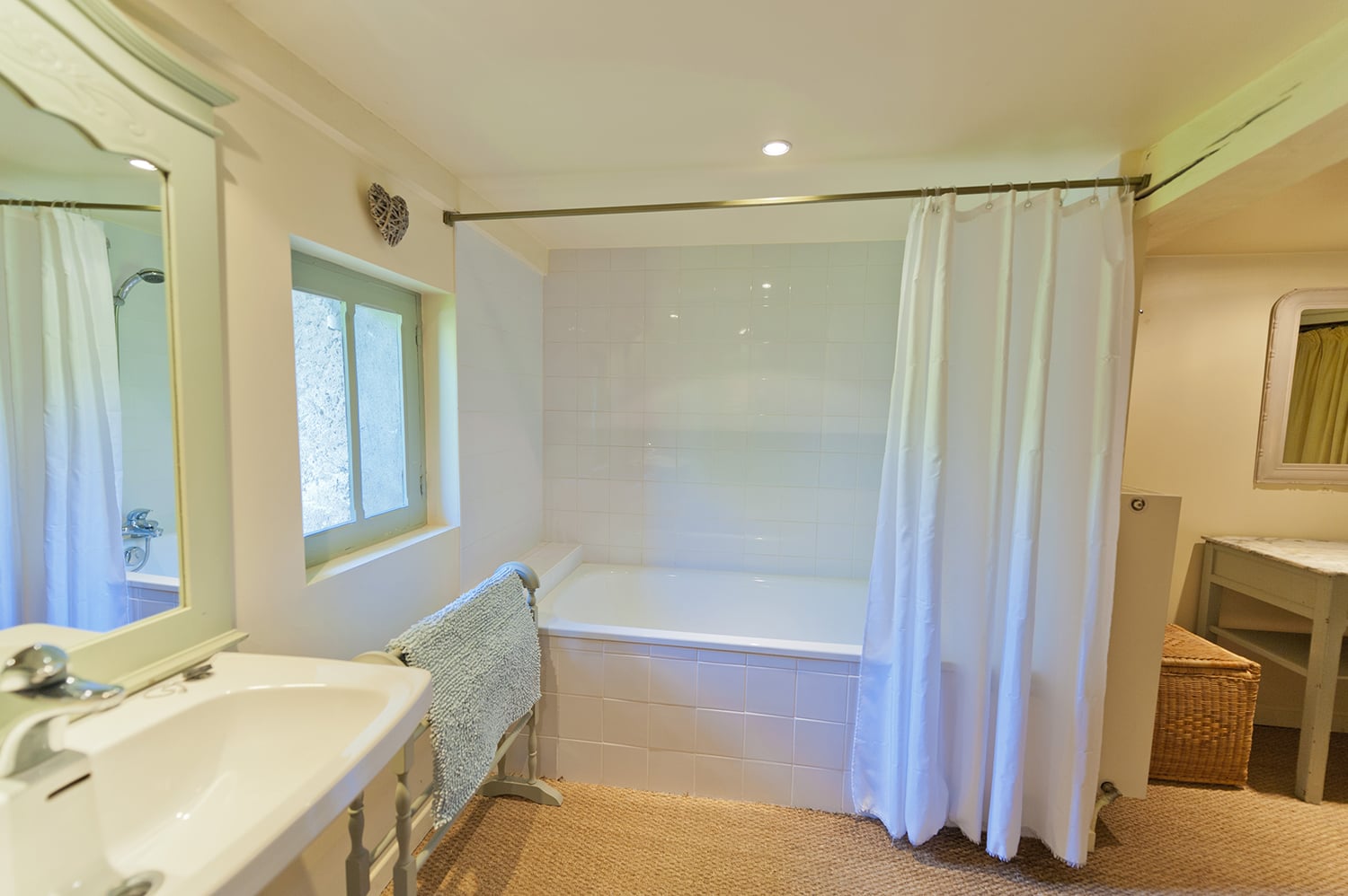 Bathroom | Holiday home in the Tarn