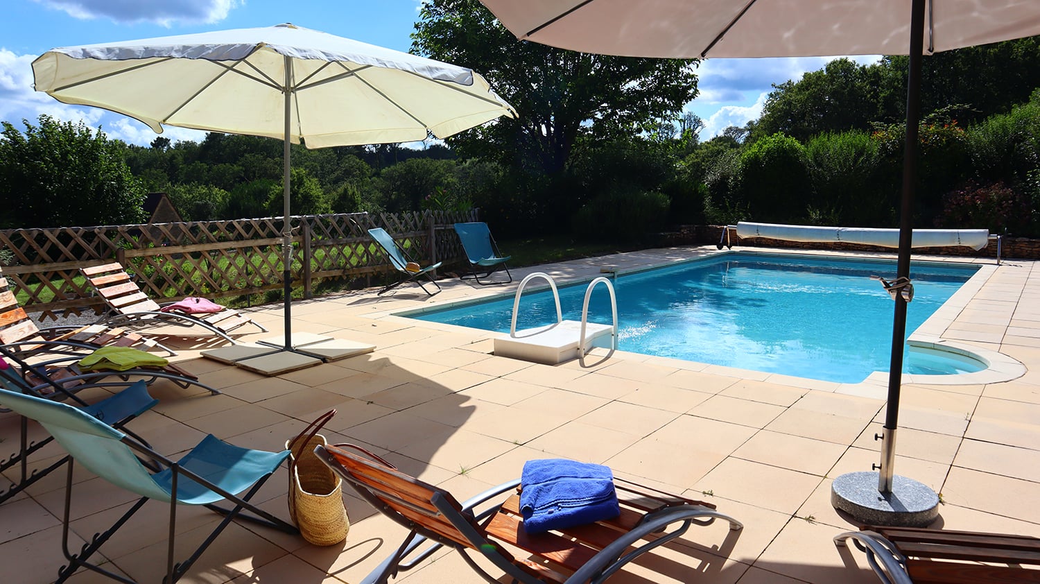 Private pool Private pool