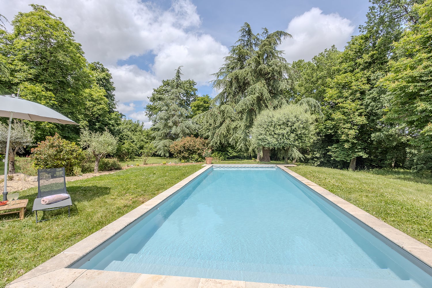 Private pool Private pool