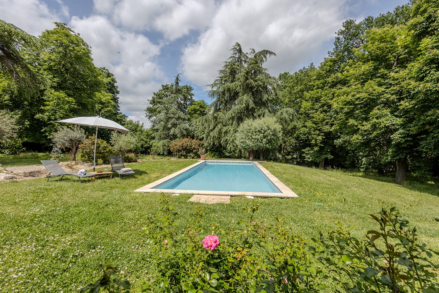 Private pool Private pool