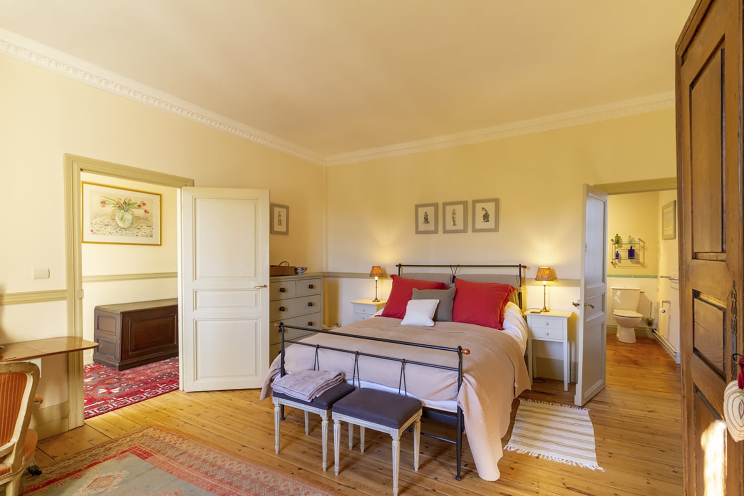 Bedroom | Holiday home in Lanquais