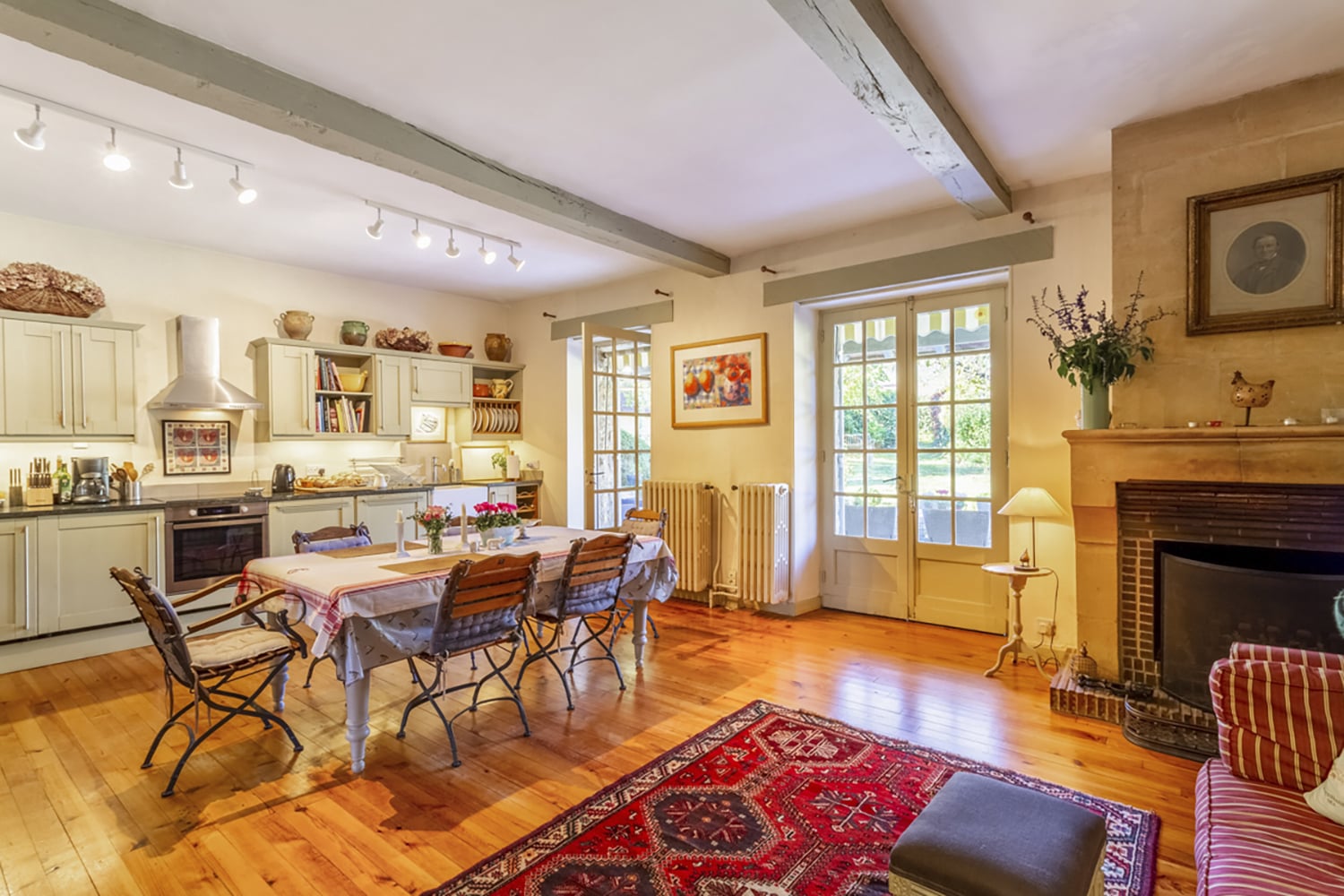 Kitchen | Holiday home in Lanquais