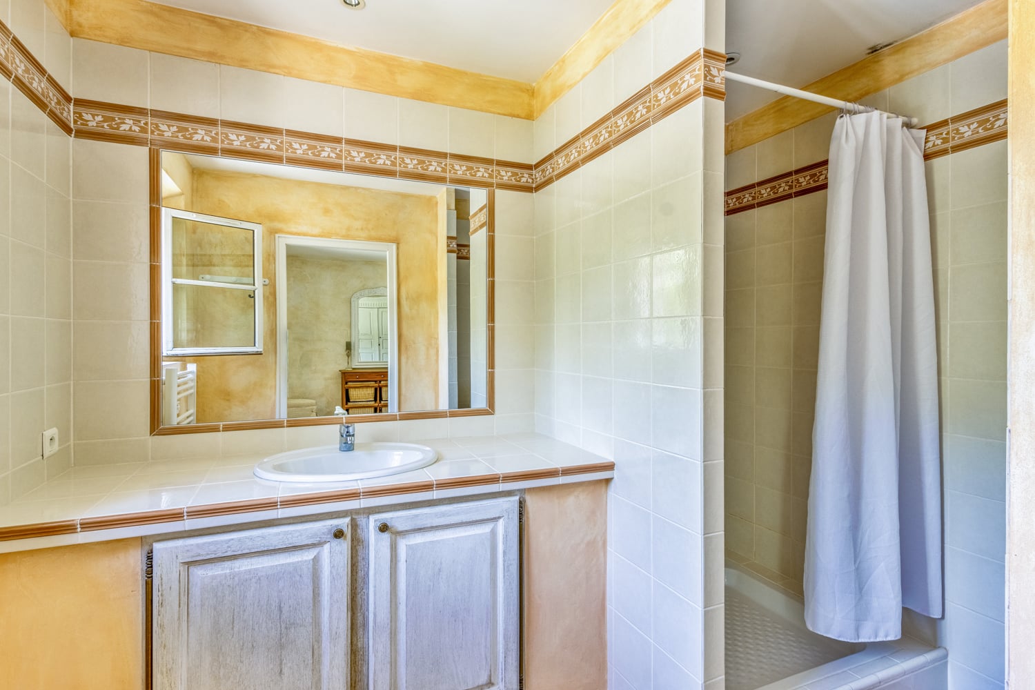 Bathroom | Holiday home in Tourtour