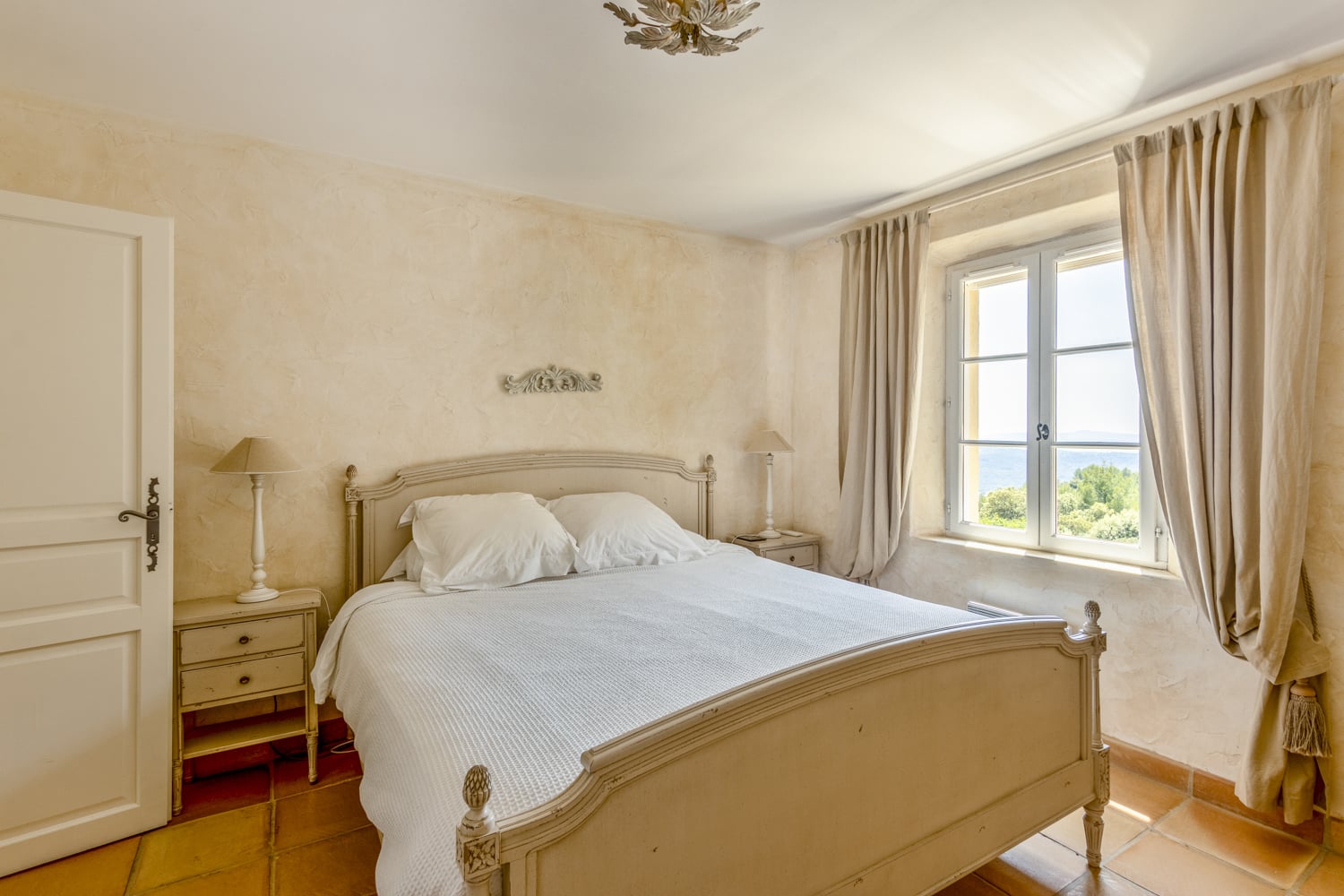 Bedroom | Holiday home in Tourtour