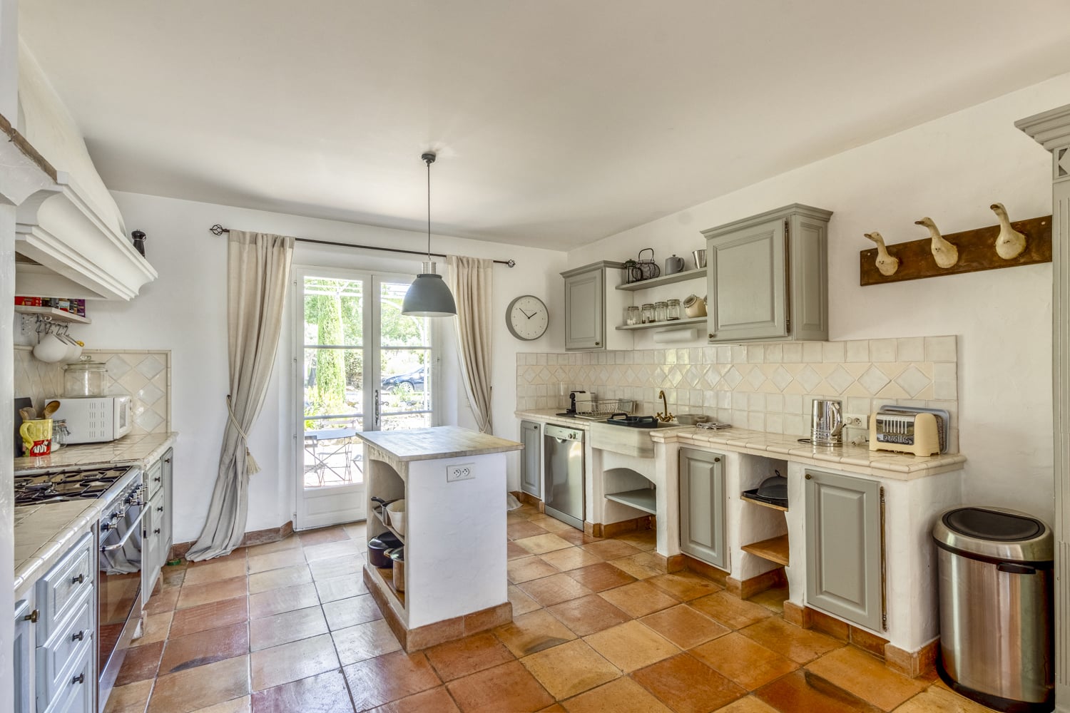 Kitchen | Holiday home in Tourtour