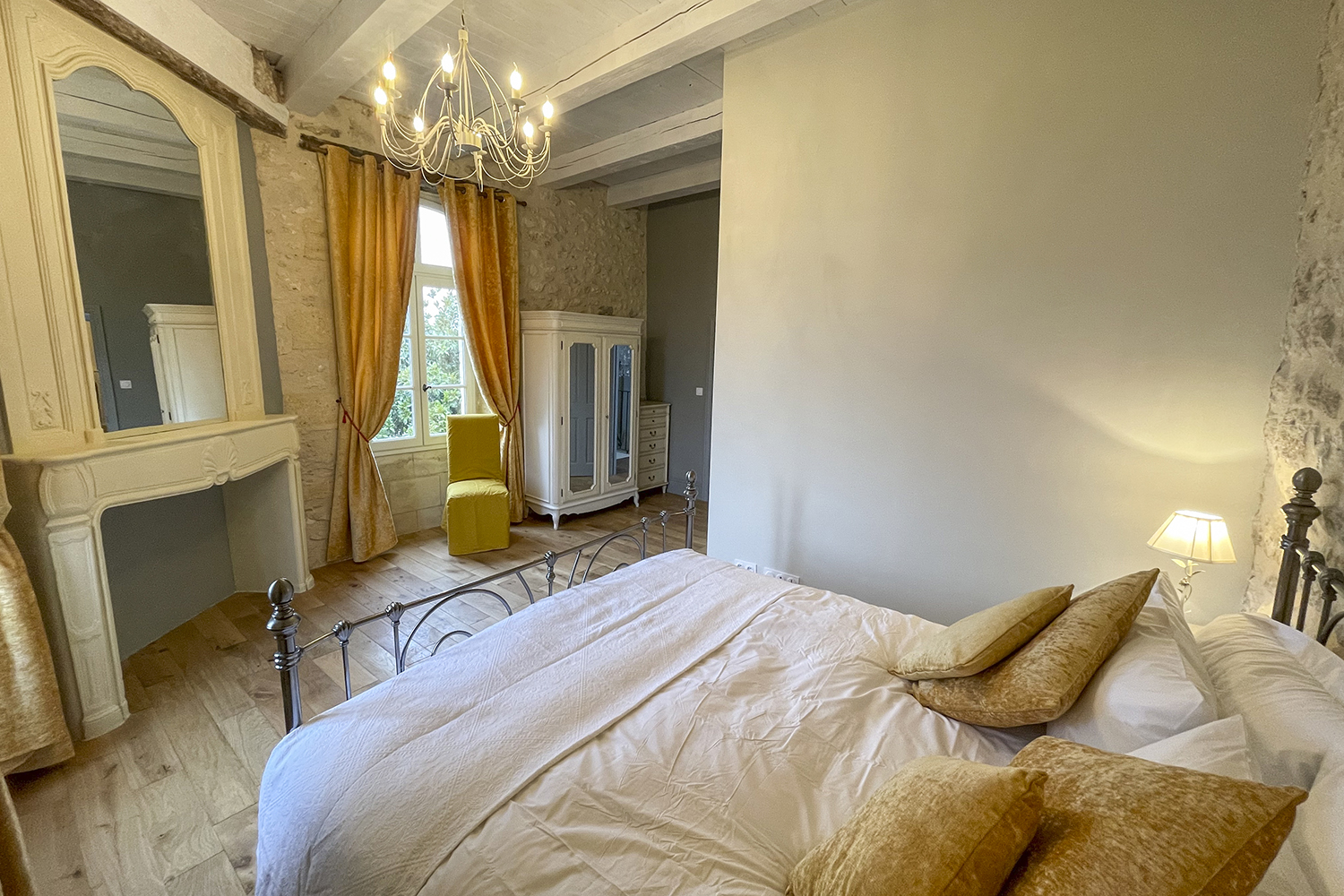 Bedroom | Holiday accommodation in Nouvelle-Aquitaine