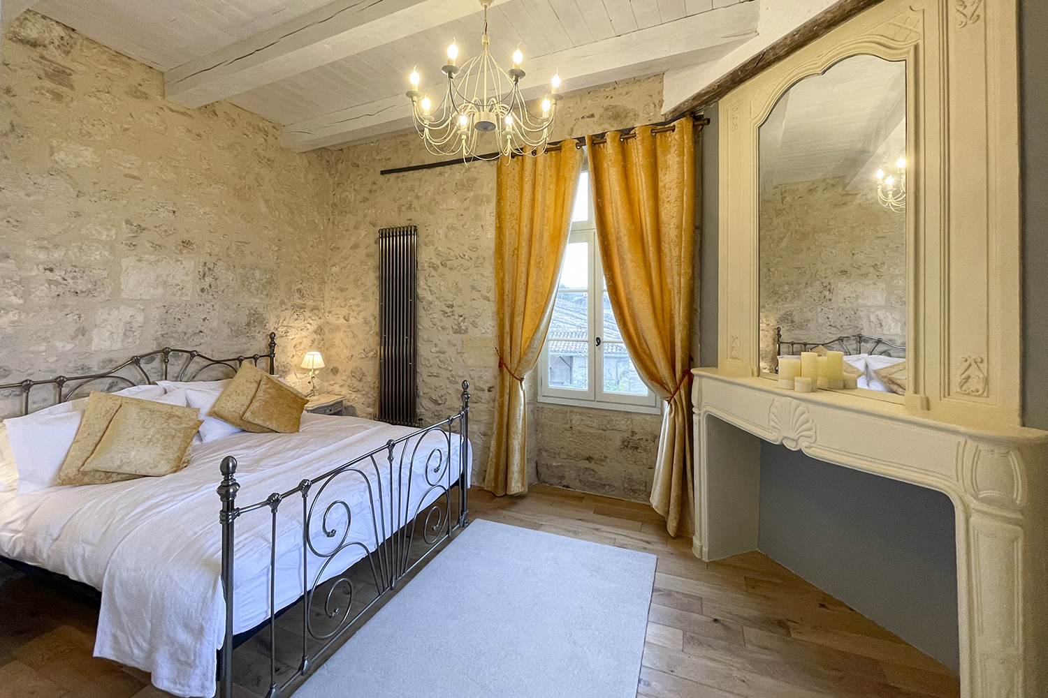 Bedroom | Holiday accommodation in Nouvelle-Aquitaine