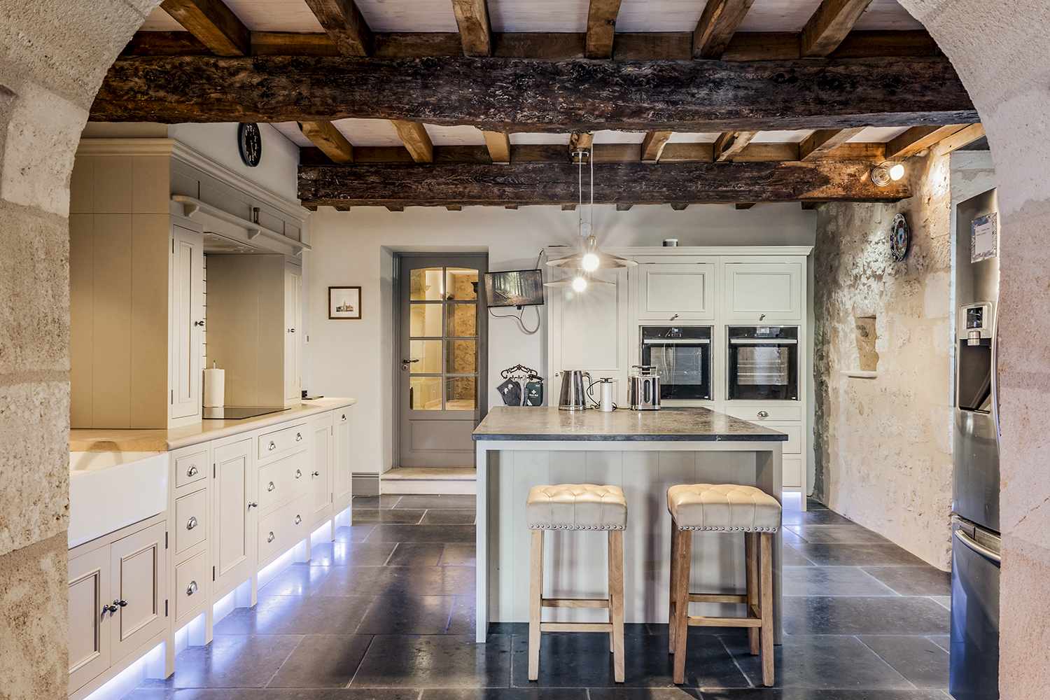 Dining room | Holiday accommodation in Nouvelle-Aquitaine